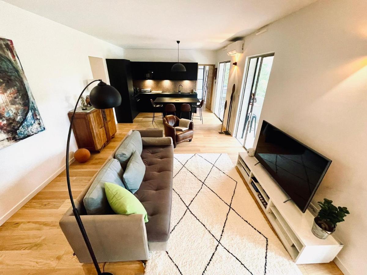 Appart Standing Avec Vue Grand Balcon - Parking - Clim Cassis Eksteriør billede